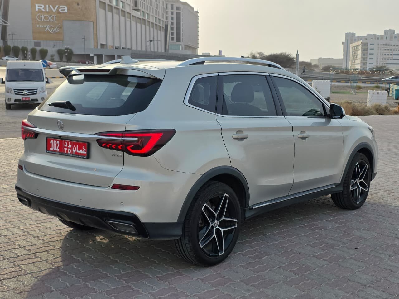 ام جي ار اكس 5